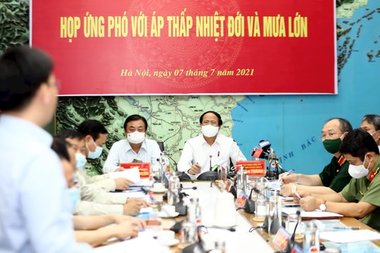 Phó Thủ tướng Lê Văn Thành: Chủ động phòng chống và giảm thiểu thiệt hại do ATNĐ, mưa lũ gây ra