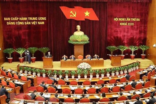 Bế mạc Hội nghị lần thứ 3, Ban Chấp hành Trung ương Đảng sớm hơn dự kiến 1 ngày