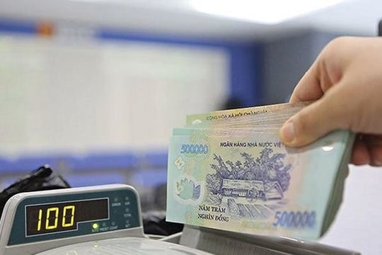 Thanh khoản hệ thống ngân hàng thu hẹp 190.000 tỷ đồng
