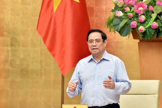 Thủ tướng: Tất cả vì sức khỏe của nhân dân và sự phát triển của TPHCM