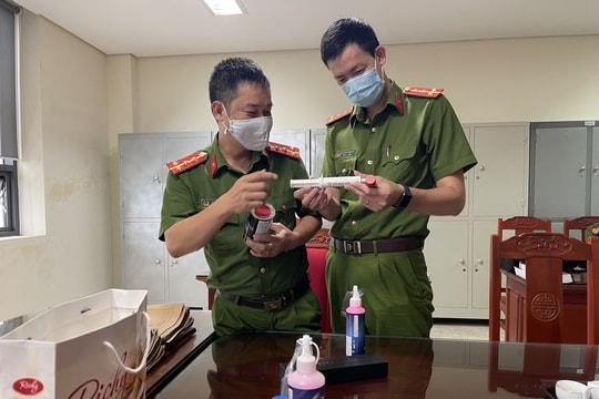 Thuê xưởng để sản xuất 30 nghìn sản phẩm nhái thương hiệu từ Mỹ