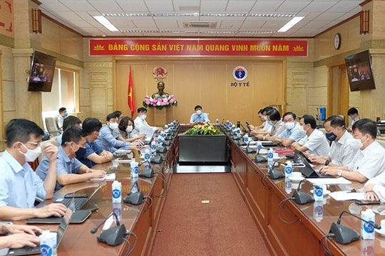 Bộ trưởng Y tế: Thay đổi chiến lược cách ly, xét nghiệm để dập dịch ở TP.HCM