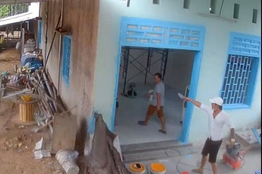 Chém người trọng thương vì tranh giành con chó