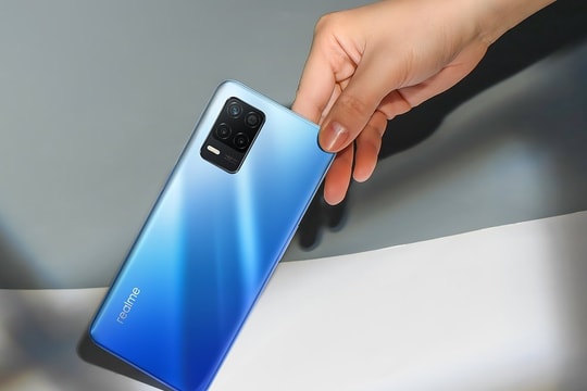 Realme 8 5G ra mắt tại VN, giá 7,99 triệu đồng