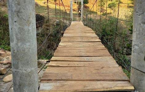 Đắk Na (Kon Tum): Xã linh động nguồn vốn giúp dân xây cầu dân sinh