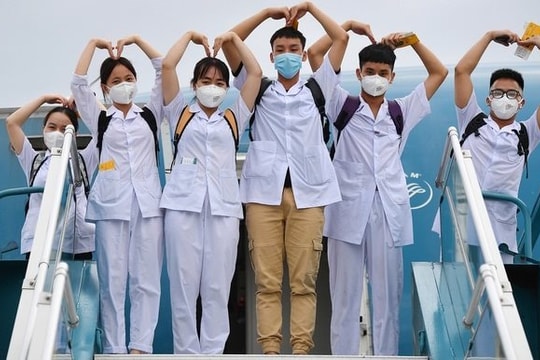 Thành phố Hồ Chí Minh cố lên!