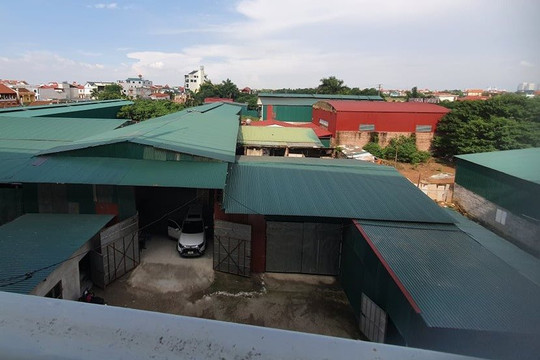 Đông Anh (Hà Nội): Hàng loạt nhà xưởng không phép, vì sao không xử lý sai phạm?