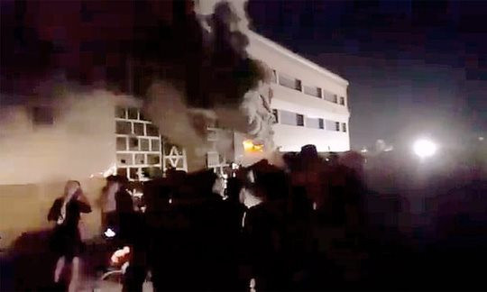 Iraq: Hơn 110 người thương vong trong vụ cháy khu điều trị COVID-19