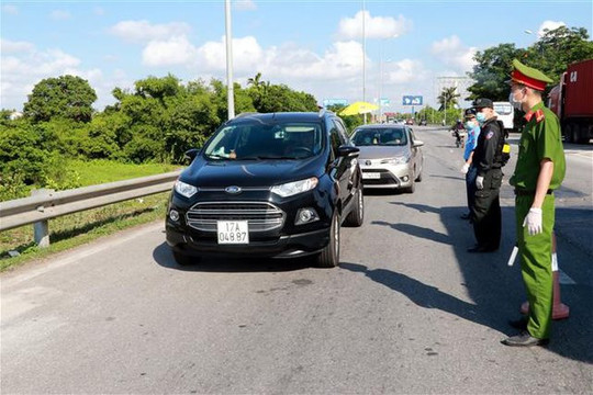 Nam Định tạm dừng hoạt động vận tải hành khách đến 10 tỉnh, thành