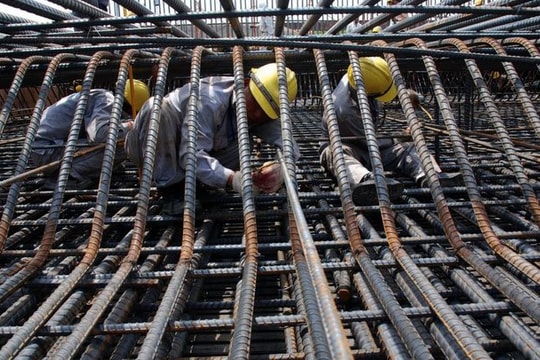 Bộ Tài chính đề xuất tăng 5% thuế xuất khẩu thép