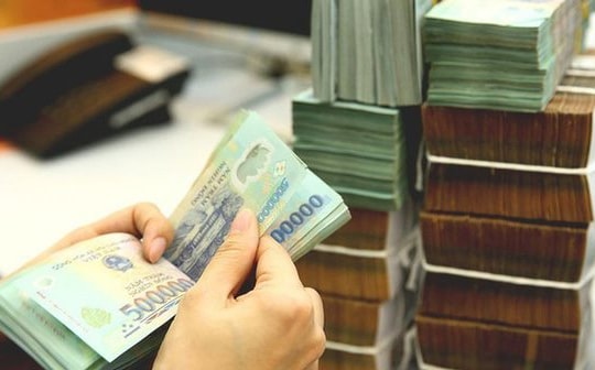 Nhiều ngân hàng được "nới room" tín dụng