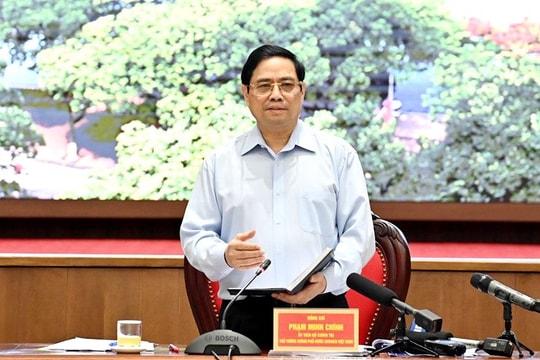 Thủ tướng: Quyết tâm bảo vệ Thủ đô không bị diễn biến xấu về dịch