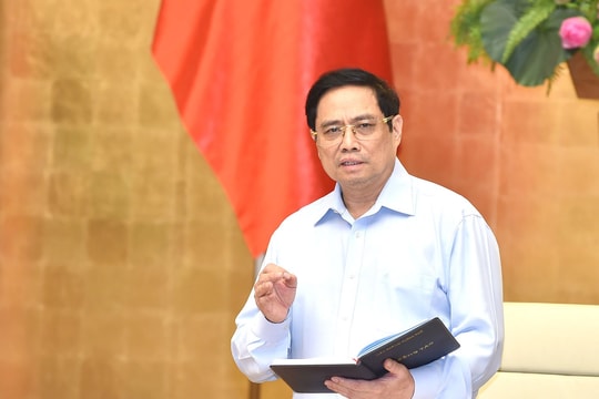 Thủ tướng: Thực hiện nghiêm Chỉ thị 16 và có thể ở mức cao hơn