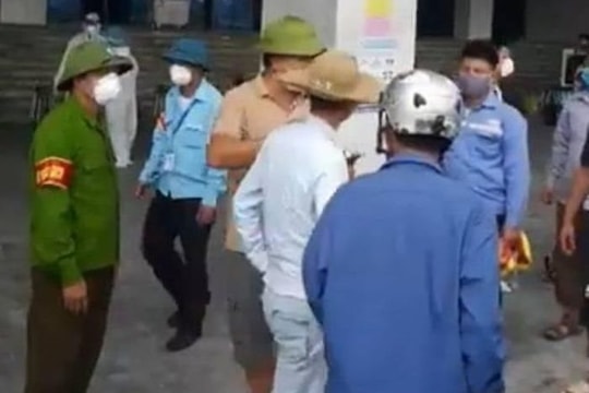 Bị xúc phạm, nhân viên CDC Hải Dương vung dao bị thương 1 người