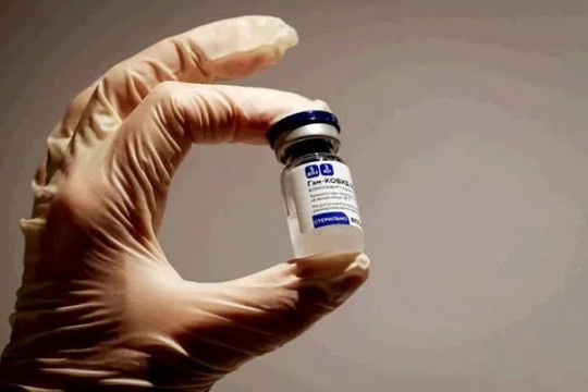 Việt Nam sản xuất lô vaccine Sputnik V đầu tiên