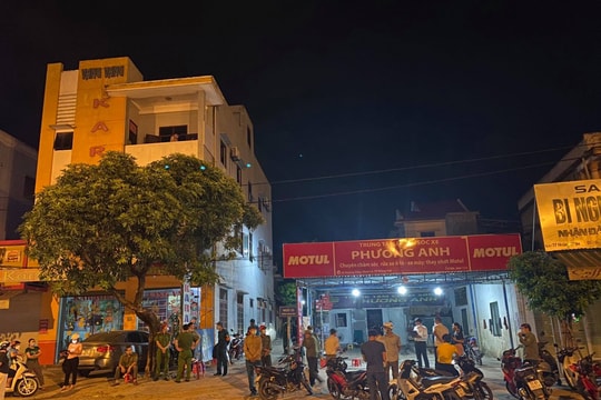 Những hình ảnh trong ngày đầu tiên ghi tại khu phong tỏa Hoàng Diệu
