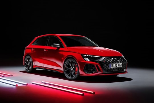 Audi RS3 2022 trình làng