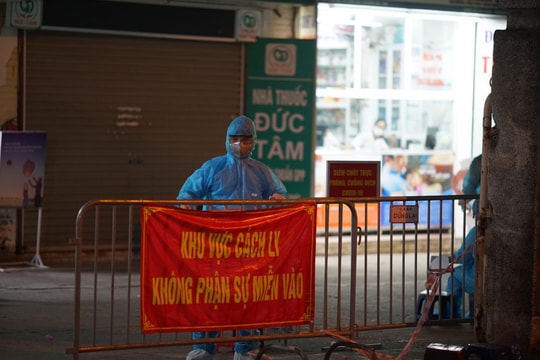 Hà Nội đình chỉ nhà thuốc Đức Tâm do không đảm bảo phòng chống dịch