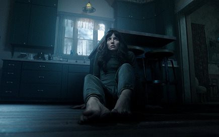 "Malignant" tung trailer giật gân cùng pha hù dọa thót tim