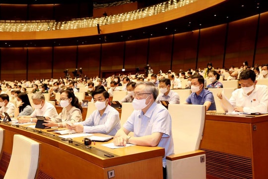 100% đại biểu Quốc hội tán thành Chính phủ khóa XV có 22 bộ, ngành