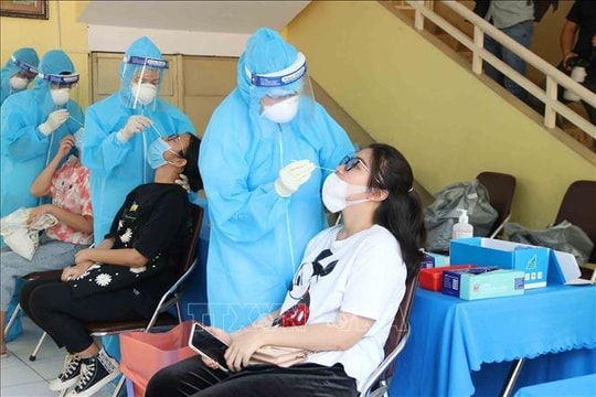 TP Hồ Chí Minh đề xuất bổ sung 7.000 cán bộ y tế