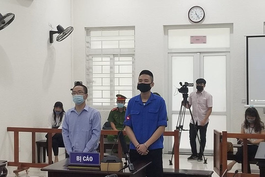 Cựu CEO công ty chuyển phát nhanh mang súng đi cướp ngân hàng