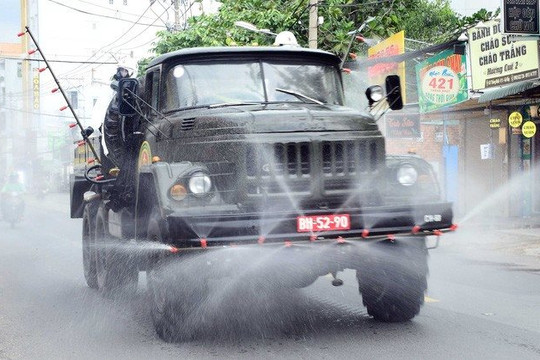 Từ hôm nay 23/7, phun khử khuẩn toàn TP Hồ Chí Minh