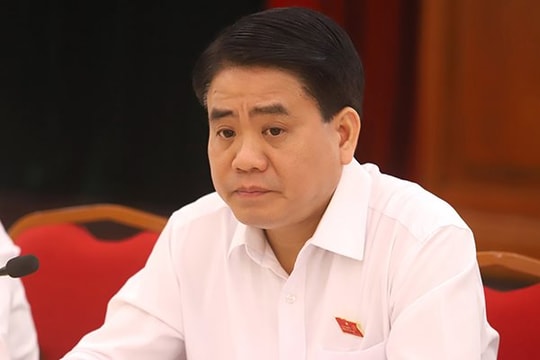 Ông Nguyễn Đức Chung bị khởi tố thêm tội danh