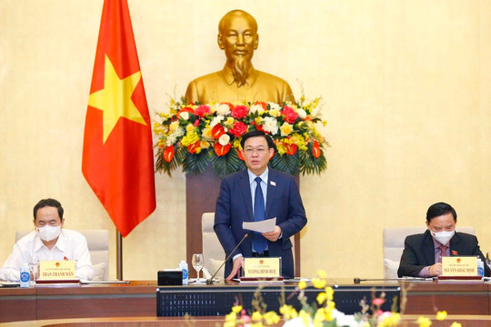 Biến cam kết thành hành động nhìn từ hai quyết định về phòng chống dịch của Chủ tịch Quốc hội Vương Đình Huệ