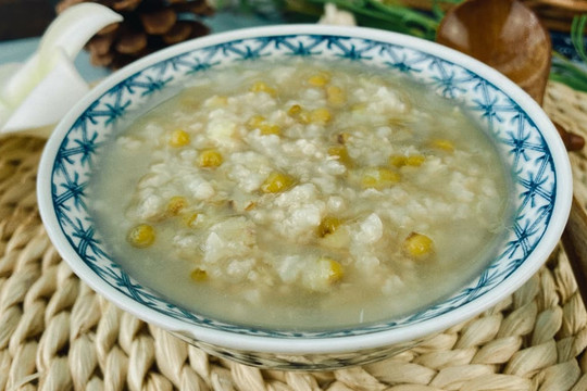 Cho dù bạn nấu loại cháo nào thì cũng nên nêm thêm 1 ít gia vị này để cháo có độ sệt và mùi thơm hơn