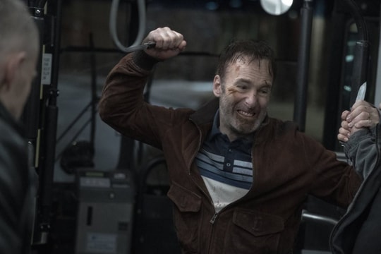 Nam diễn viên Bob Odenkirk đột quỵ trên phim trường