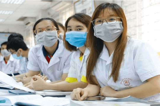 Những thí đầu tiên trúng tuyển vào ĐH Y Hà Nội năm 2021
