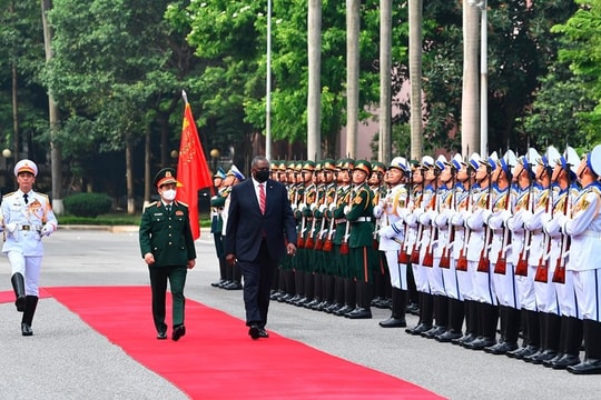 Bộ trưởng Phan Văn Giang chủ trì lễ đón chính thức Bộ trưởng Quốc phòng Hoa Kỳ