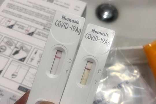 TP.HCM chấn chỉnh tình trạng mua, bán test nhanh tại nhà thuốc