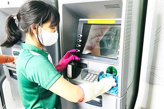 Giảm phí chuyển khoản liên ngân hàng và giao dịch trên ATM, POS