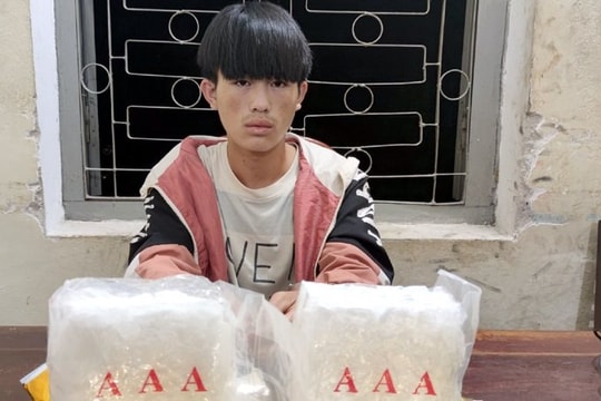 Điện Biên: Bắt đối tượng vận chuyển 2 kg ma túy đá