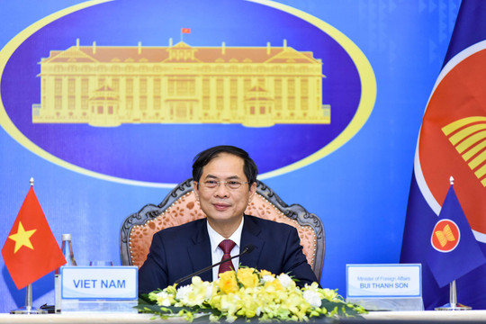 Bộ trưởng Ngoại giao các nước ASEAN bàn về tự cường vaccine COVID-19, Biển Đông, Myanmar
