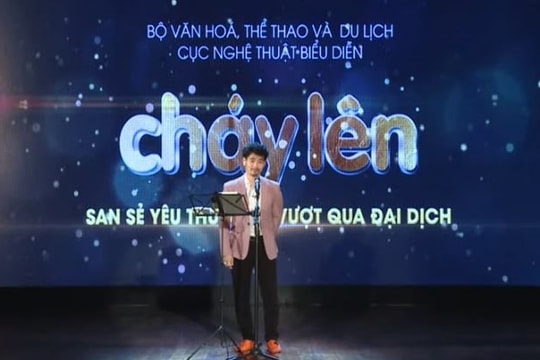 Xúc động chương trình nghệ thuật không có khán giả ở 5  điểm cầu để cổ vũ tuyến đầu chống dịch