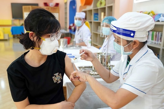 Bộ Y tế cấm thu tiền, nhận tiền bồi dưỡng khi tiêm vắc xin Covid-19