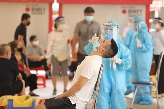 CDC Hà Nội lý giải việc số ca mắc COVID-19 vẫn tăng sau 10 ngày giãn cách