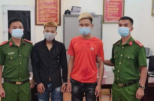 Đông Anh: Bắt giữ các đối tượng buôn bán ma túy khi tuần tra phòng chống dịch