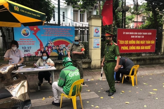 Hà Nội xử phạt 14,3 tỷ đồng trong 12 ngày thực hiện giãn cách xã hội