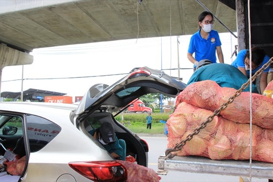 Đảm bảo lưu thông hàng hóa trong bối cảnh giãn cách xã hội