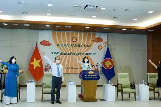 Ngày Gia đình ASEAN 2021: "ASEAN đoàn kết chung tay đẩy lùi COVID-19"