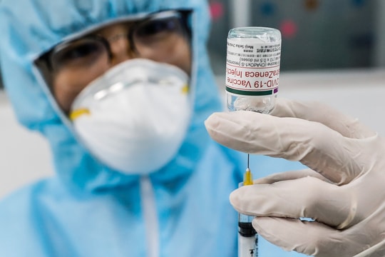 3 nhóm người cần trì hoãn tiêm vaccine Covid-19