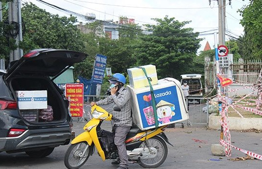 Đồng Nai: Tạo điều kiện cho shipper giao, nhận hàng hóa thời dịch bệnh