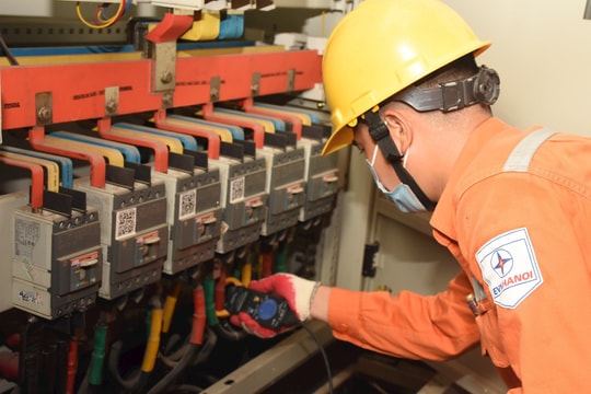 EVNHANOI triển khai giảm giá điện, giảm tiền điện đợt 4 cho các khách hàng 