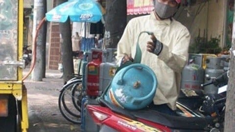 Lái xe đi lừa đảo hàng chục đại lý gas