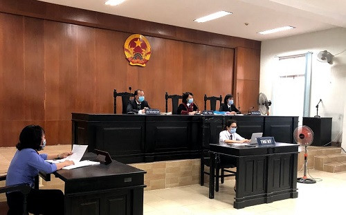 Thời hiệu khởi kiện và thực tiễn áp dụng pháp luật đình chỉ giải quyết vụ án dân sự theo yêu cầu áp dụng thời hiệu
