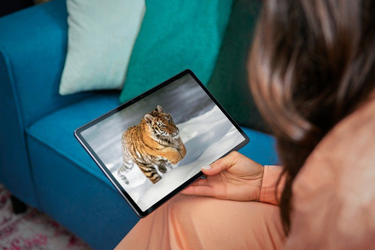 Lenovo trình làng máy tính bảng Premium Tab P11 Pro giá 14,6 triệu đồng